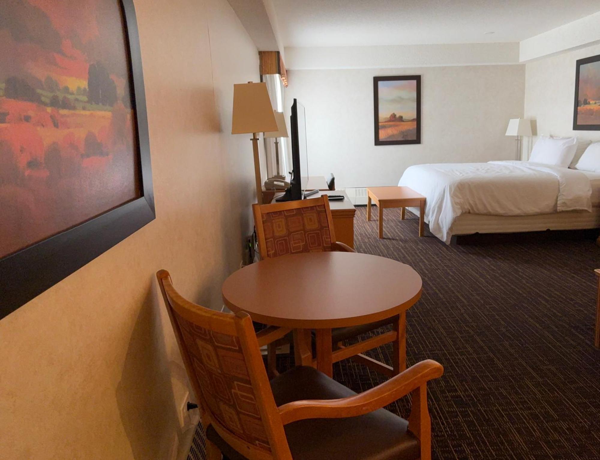 Westlock Inn & Conference Centre Ngoại thất bức ảnh
