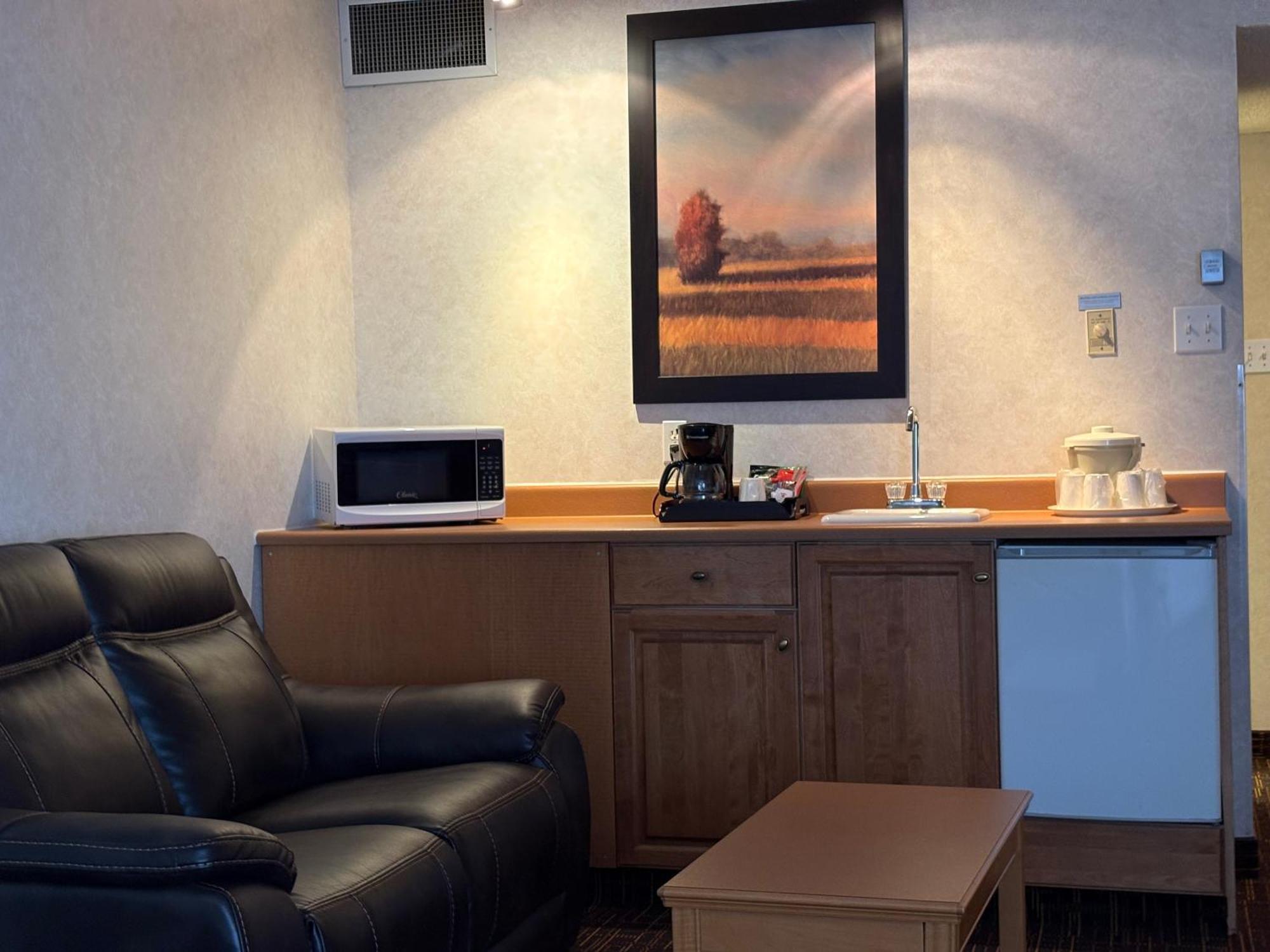 Westlock Inn & Conference Centre Ngoại thất bức ảnh
